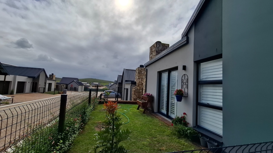 2 Bedroom Property for Sale in Hartland Lifestyle Estate Western Cape